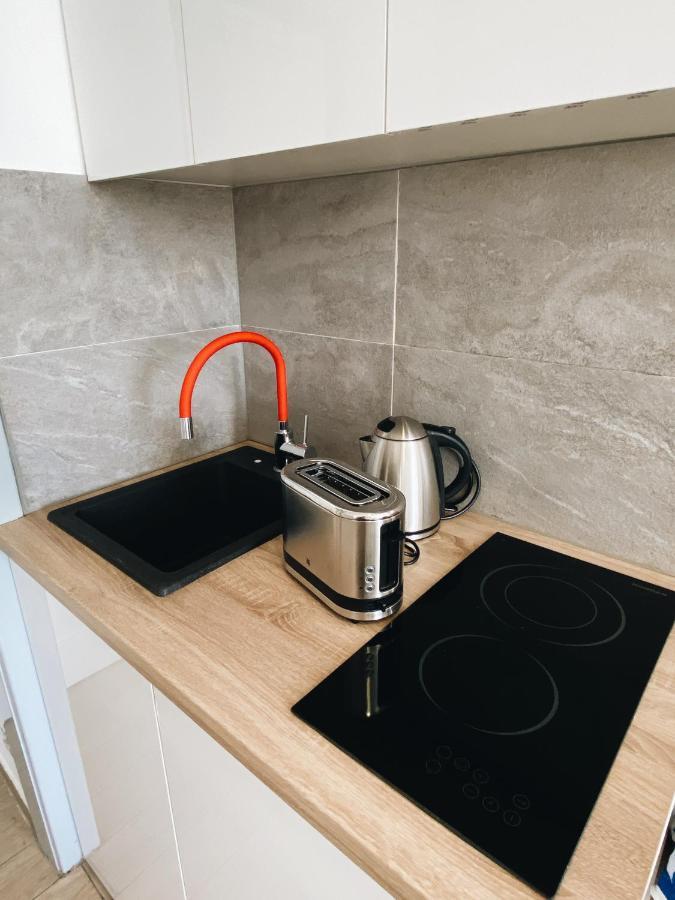 New Stylish & Modern Studio Apart - With Sea View Daire Pula Dış mekan fotoğraf