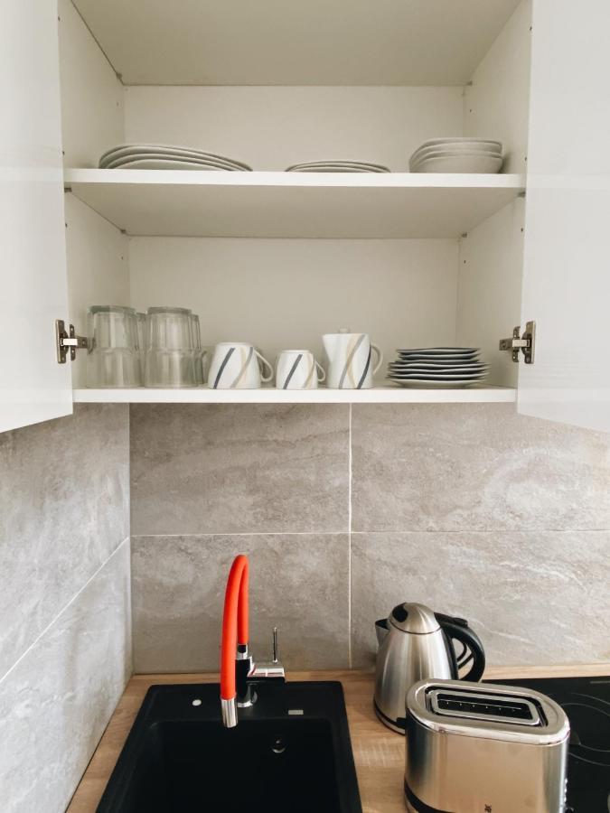 New Stylish & Modern Studio Apart - With Sea View Daire Pula Dış mekan fotoğraf